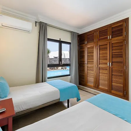 Zafiro 17 By Escape * 普拉亚布兰卡