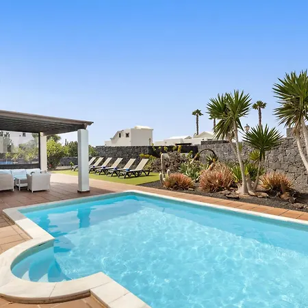 Zafiro 17 By Escape * 普拉亚布兰卡