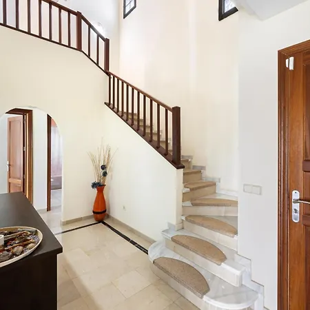 Villa Zafiro 17 By Escape